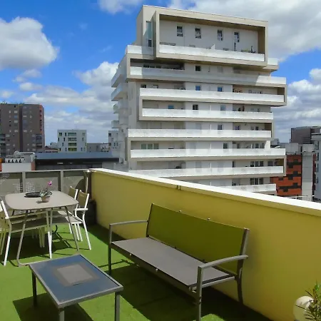 Moderne & Lumineux En Centre-ville Guest house Courcouronnes